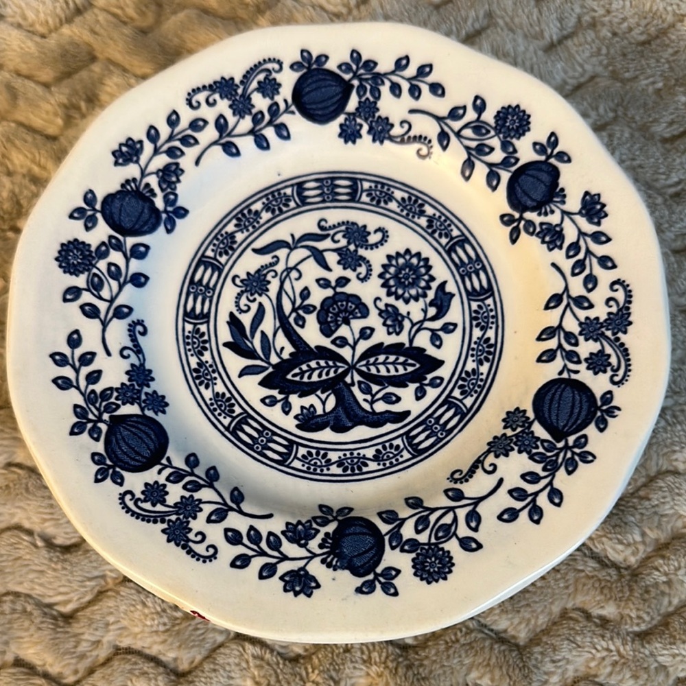 Elegant Blue Floral Dinner Plate